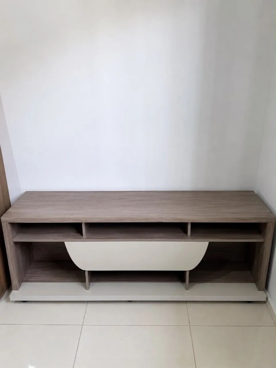 Rack para TV em ótimo estado - 1,63m