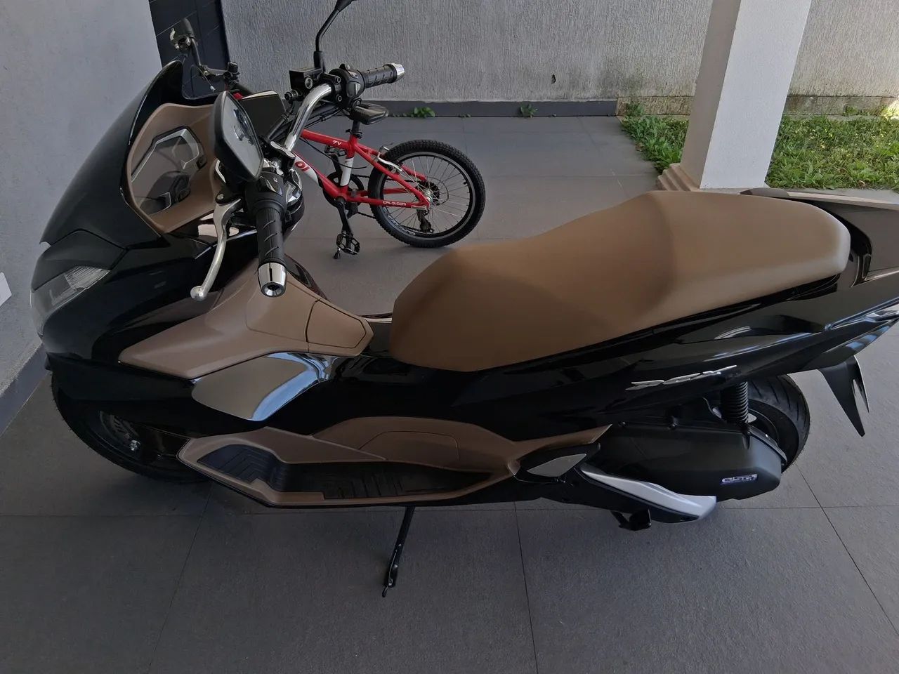 PCX 2026 DLX Com 211 KM - Foto 5