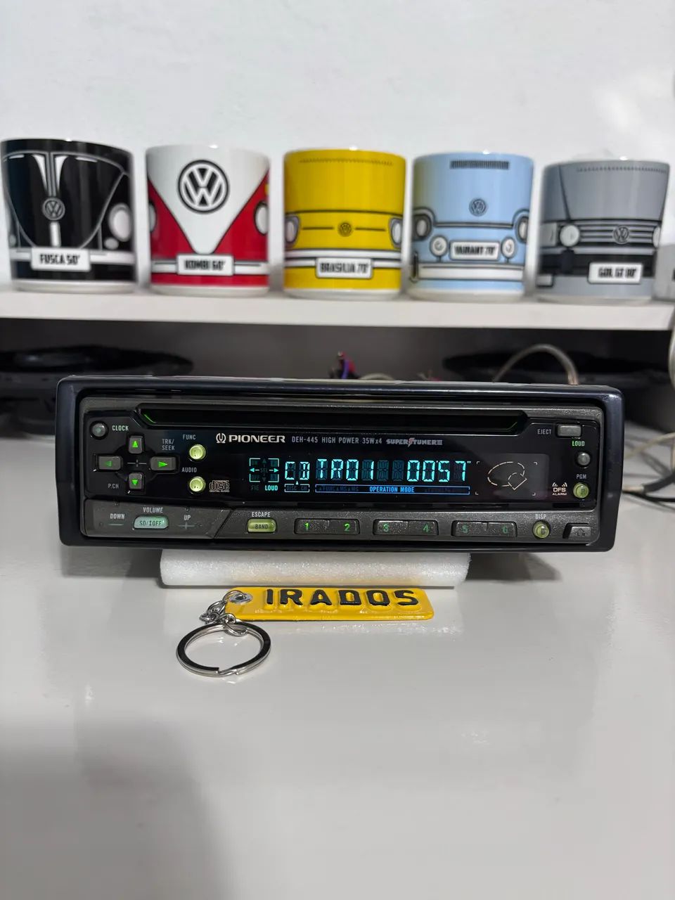 CD Pioneer DEH-445 com Bluetooth 