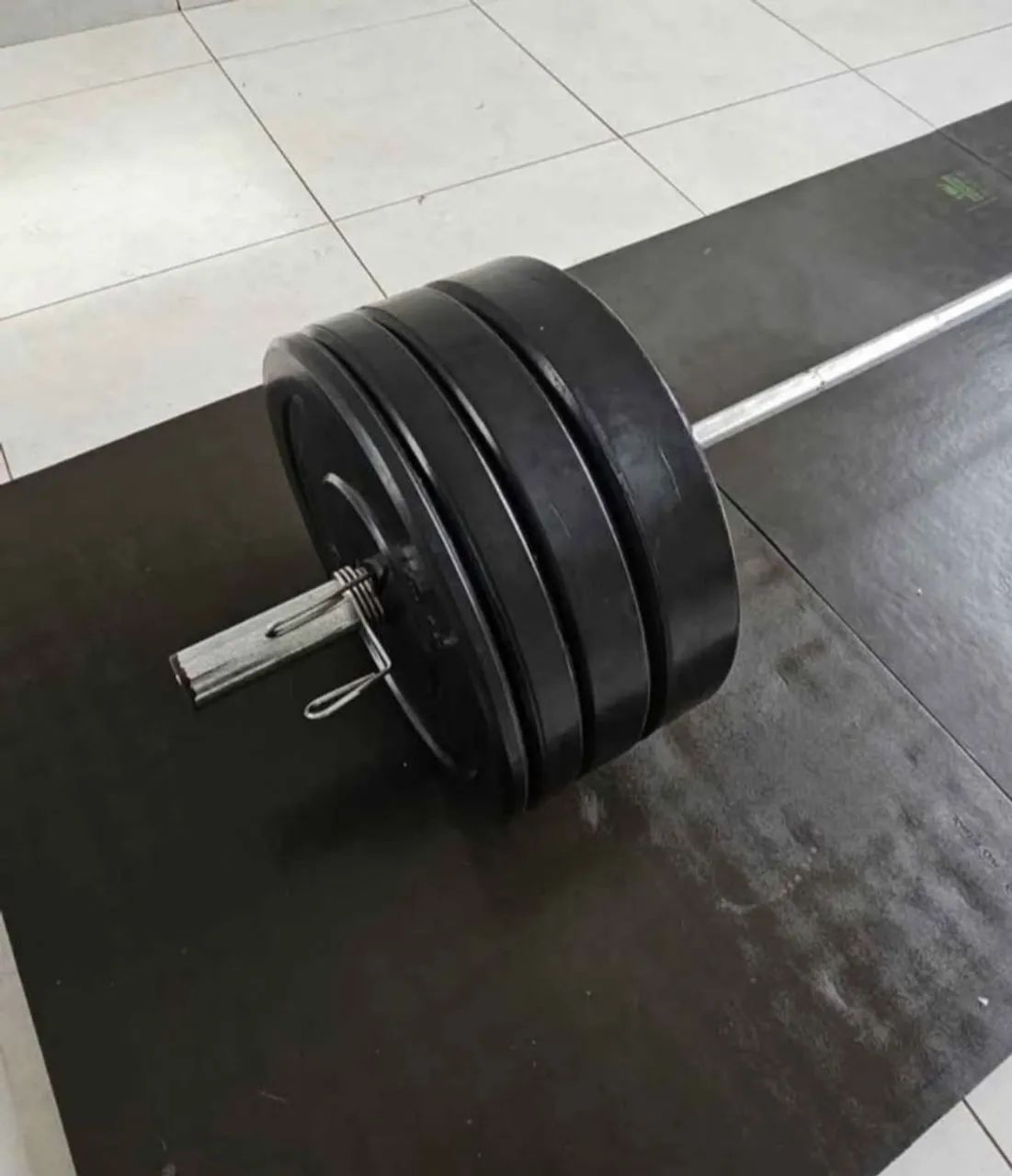 Kit olímpico completo ( Barra, Anilhas Presilha e Plataforma de impacto) - Foto 5