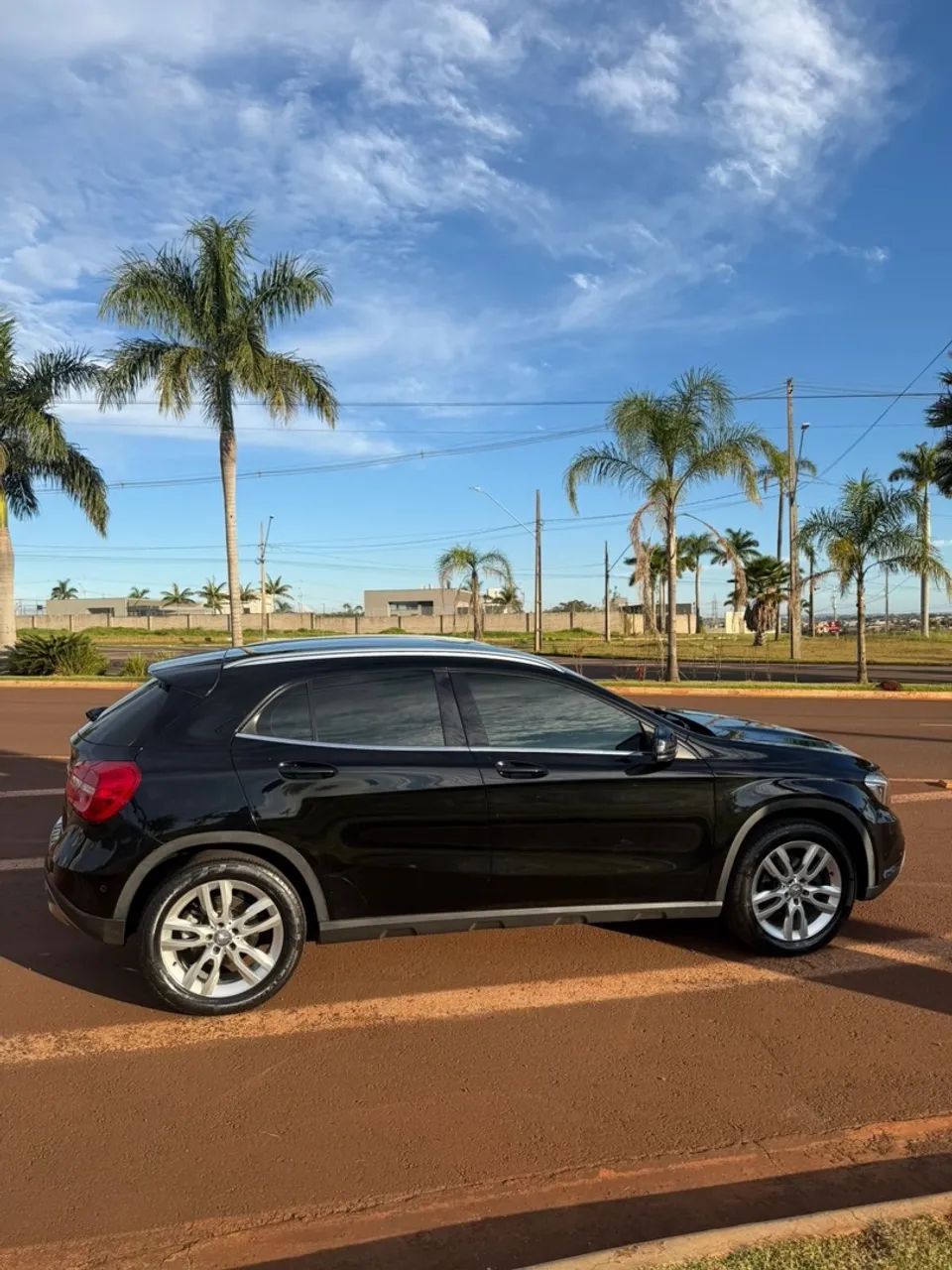 Mercedes-Benz GLA 200 Adv. 1.6/1.6 TB 16V Flex Aut. 2016