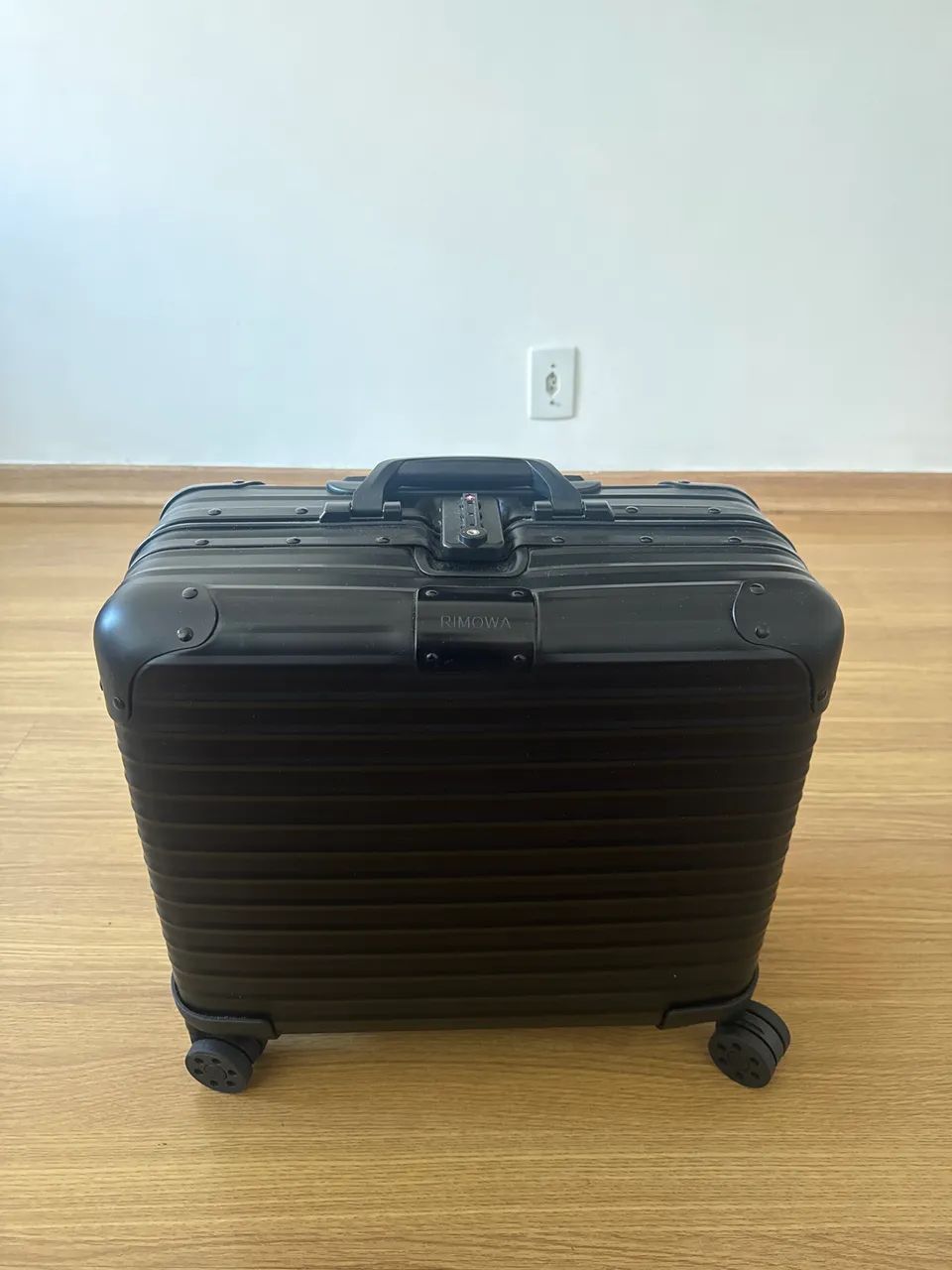 Rimowa Compact 