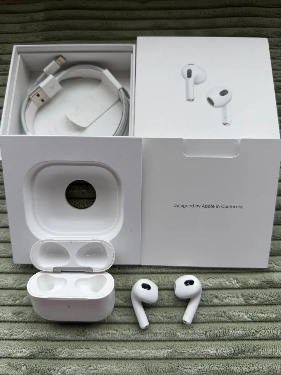 AirPods 3ª Geração Original Apple + Caixa e Cabo Original - Foto 4