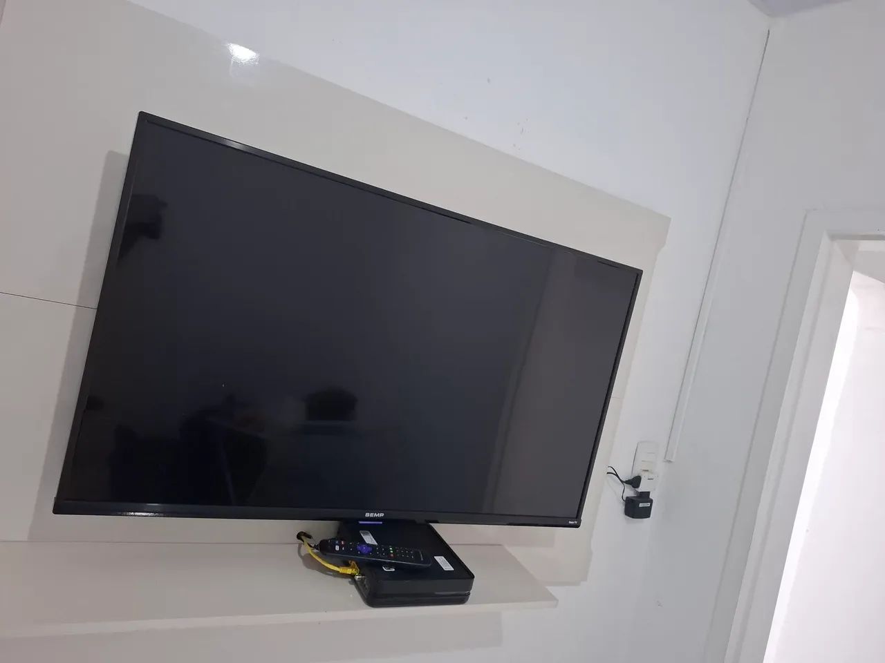 Tv smart 43 Semp Roku - Foto 4