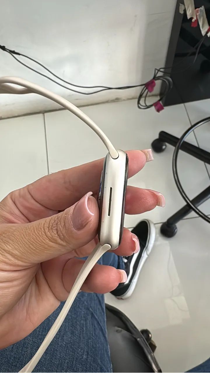 Apple Watch Series 8 gps + celular 45mm  - Foto 3
