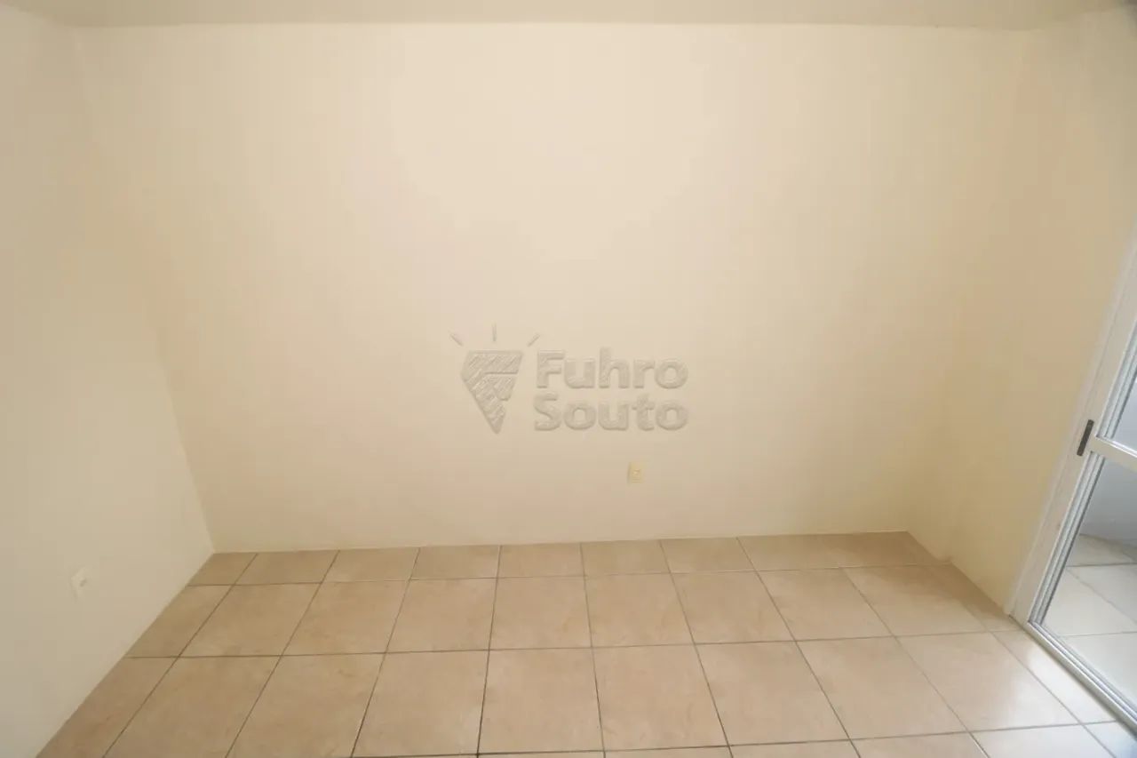 Apartamento de 1 dormitório com sacada e garagem - Foto 3