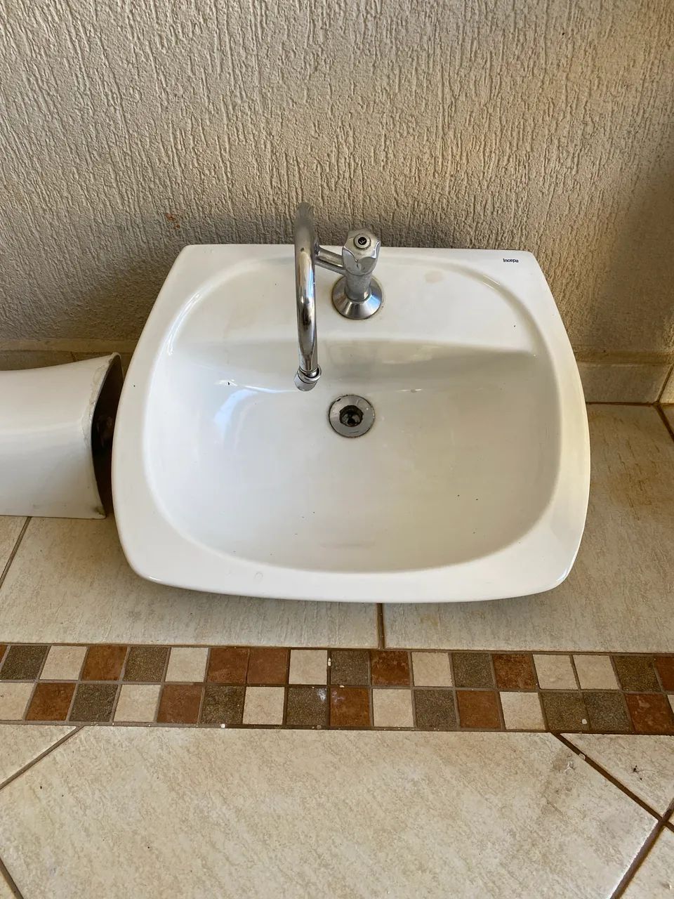 LAVATÓRIO COM COLUNA INCEPA BRANCO 