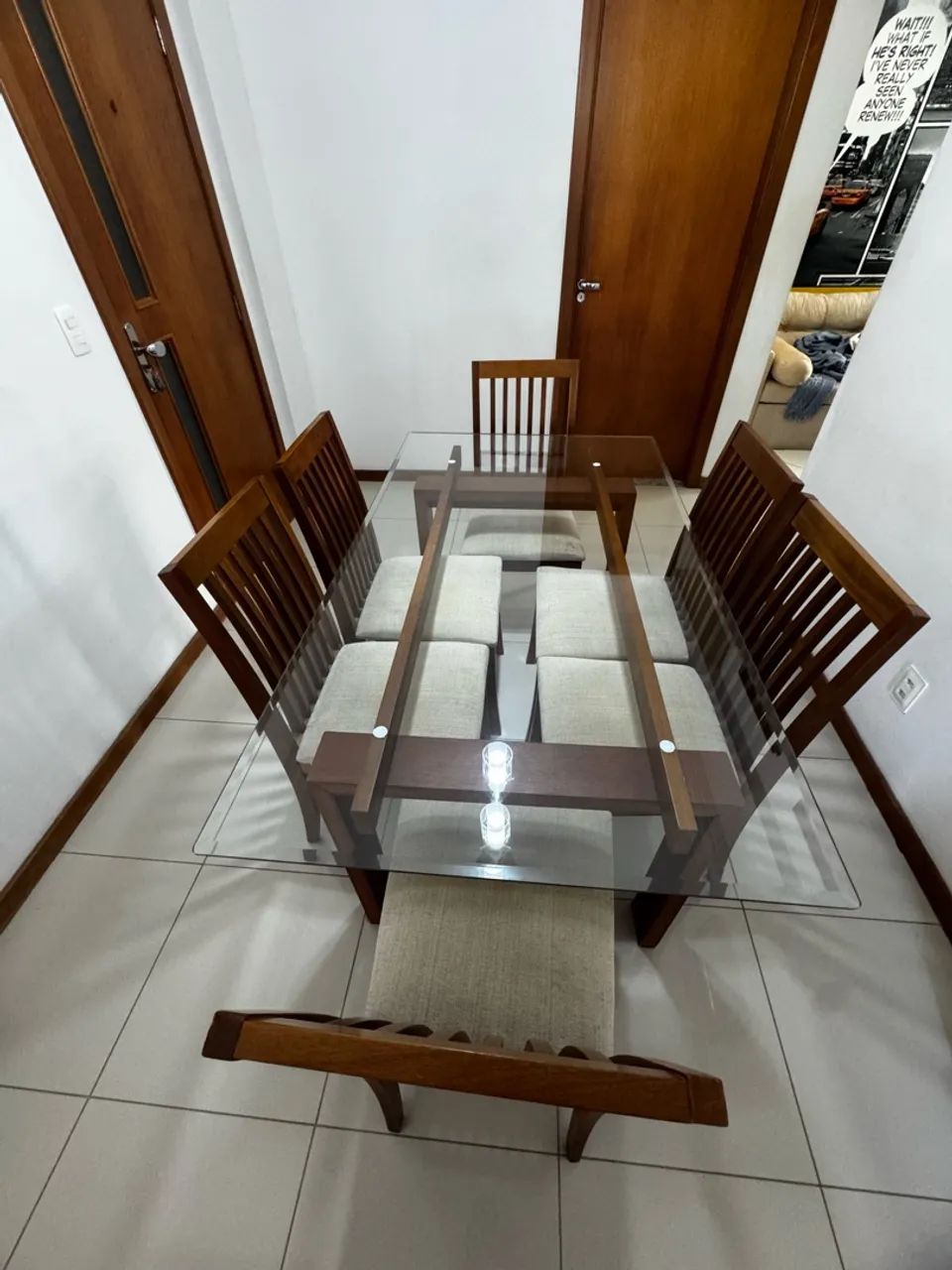 Mesa de jantar com 6 cadeiras - Foto 2