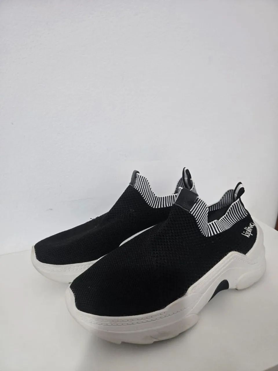 Tênis preto kipling 37 - Foto 2
