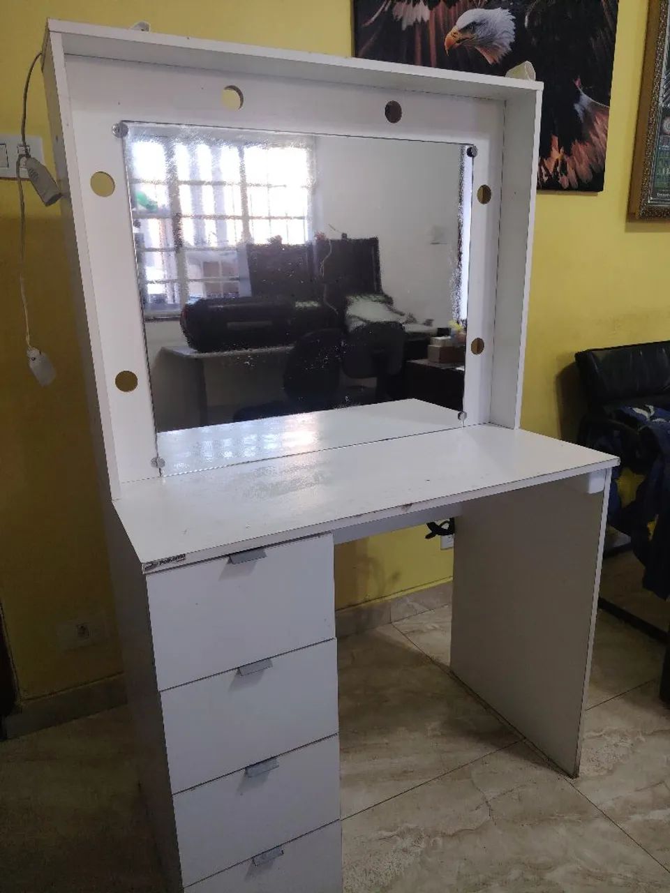 Penteadeira com gaveteiro