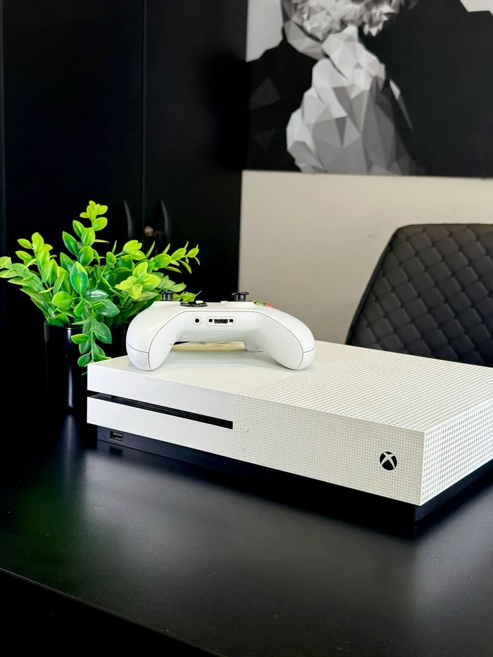 Xbox One S 1TB + Controle original  - Foto 3