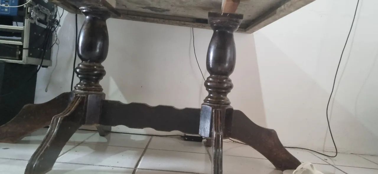 Vendo mesa de granito con pés de madeira rústico  - Foto 4