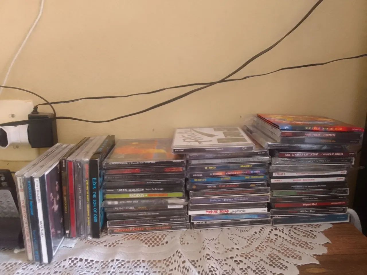Lote 176 cds, 4 dvds, 6 lps diversos hard prog  rock mp - Foto 2