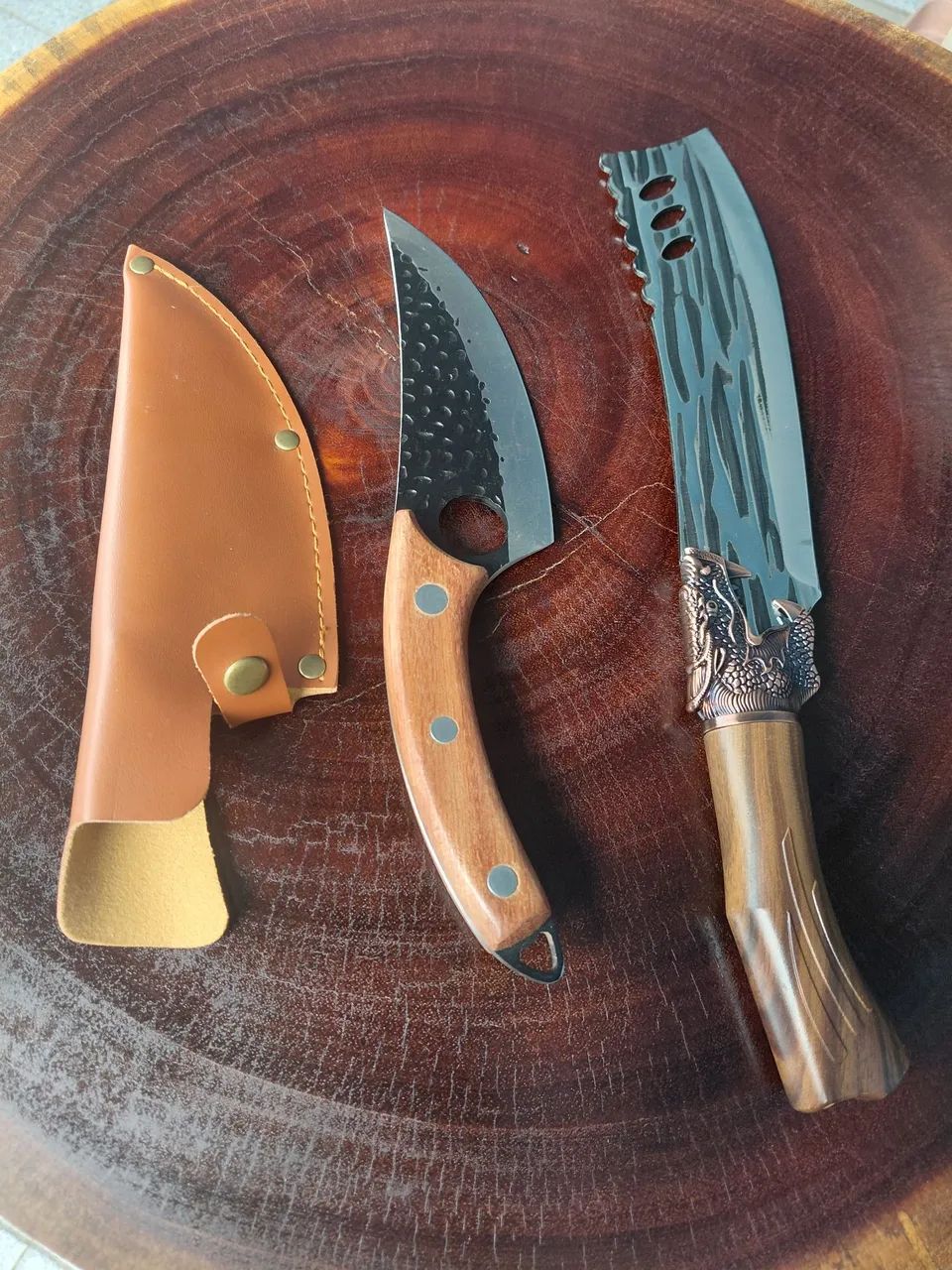 Kit com duas belas facas para o seu churrasco. 