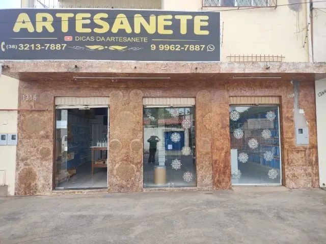 Casa  com 3 qurtos, quintal e com ponto Comercial - Foto 4