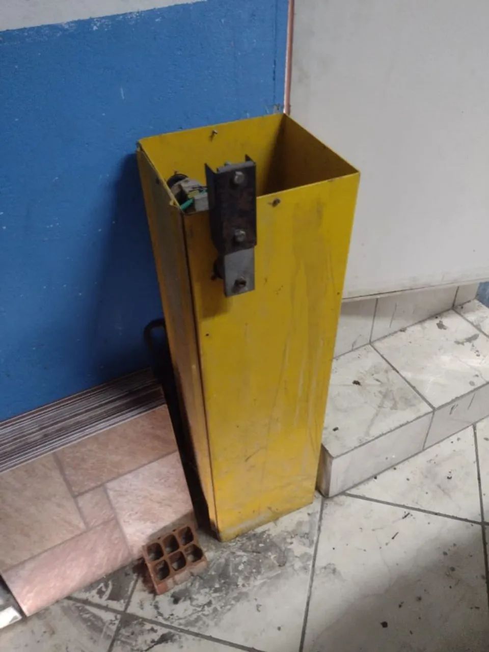 Cancela de prédio 