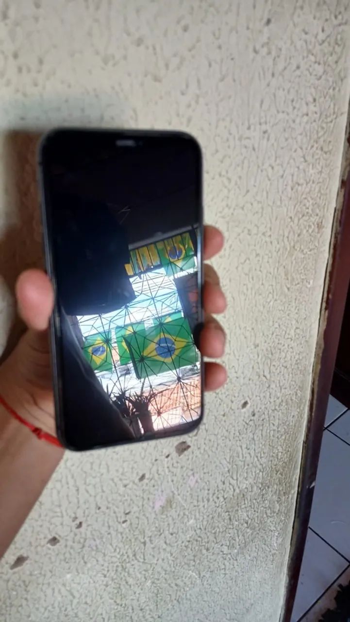 iPhone 11 64 g - Foto 4