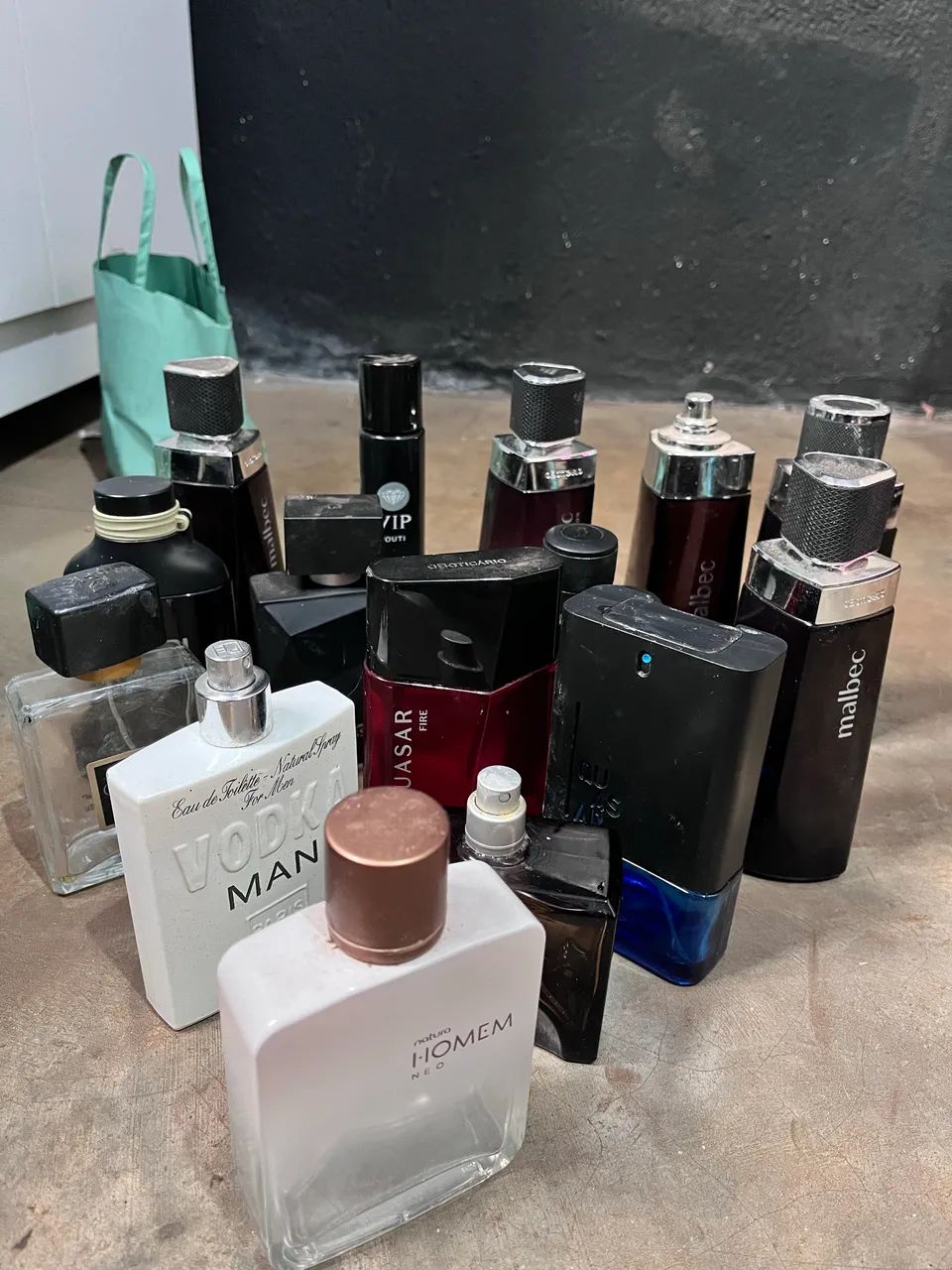 15 frascos de perfume  - Foto 3