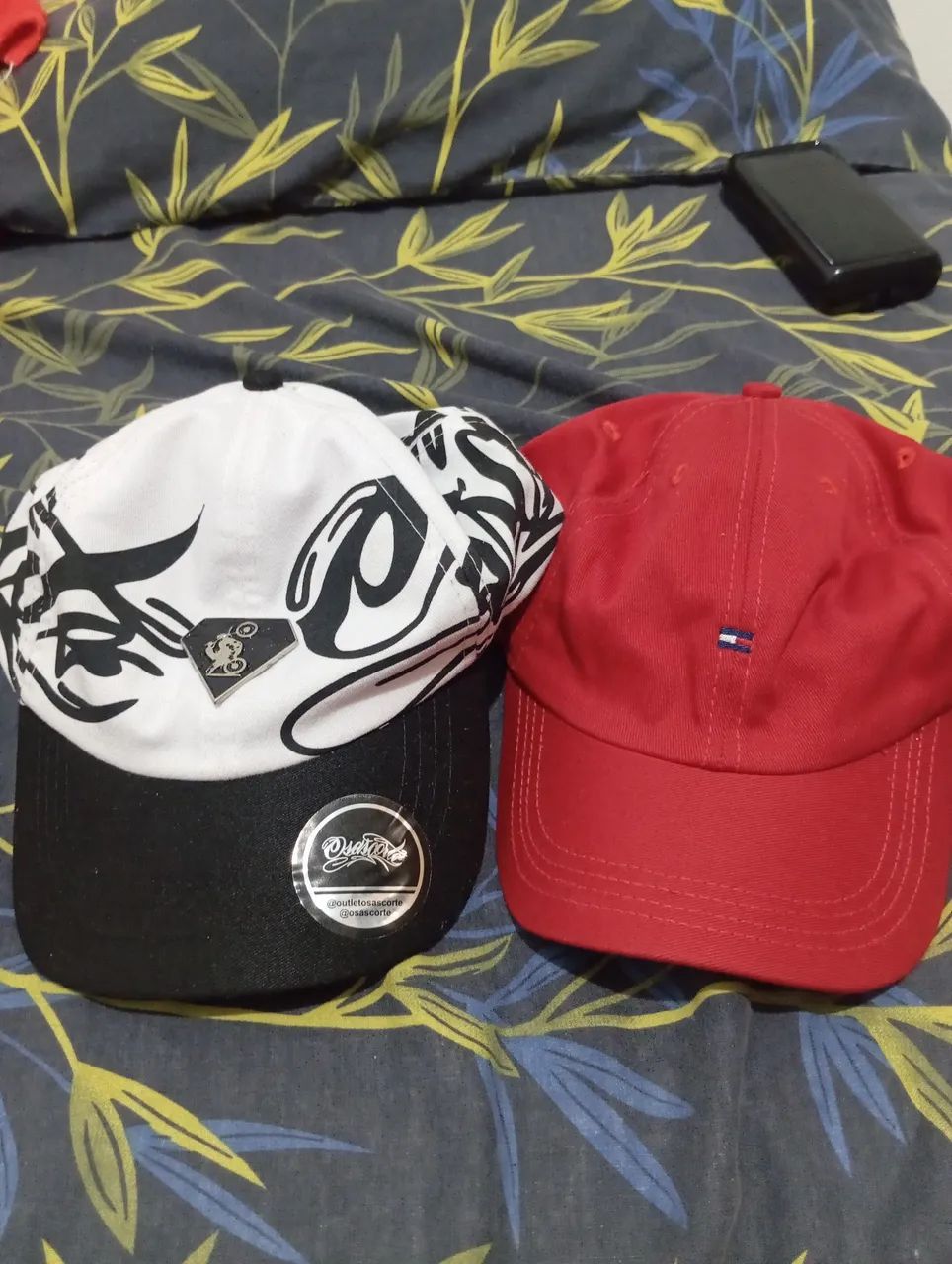 boné tommy e osascorte 