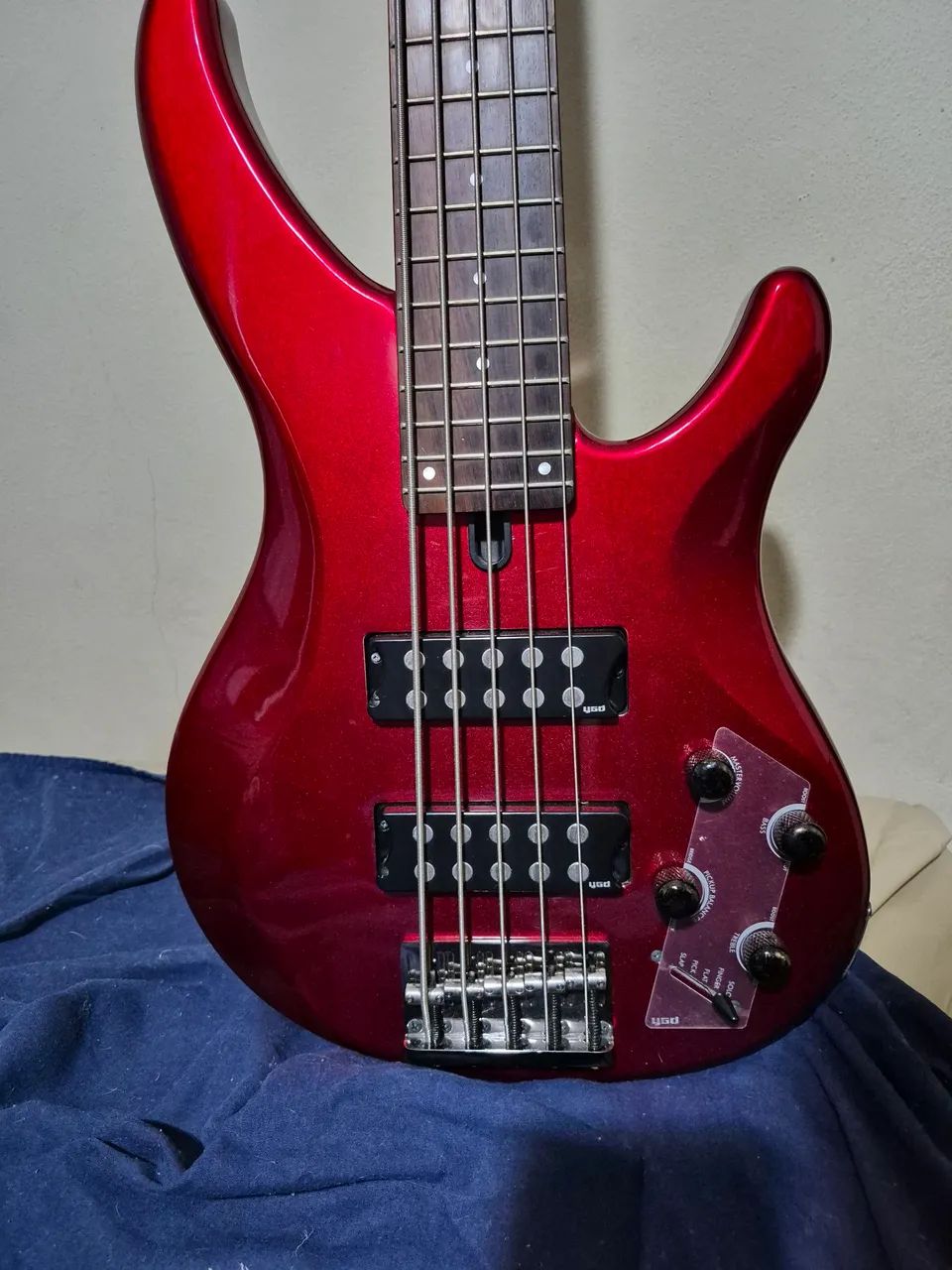 Contrabaixo yamaha Trbx 305  5 cordas