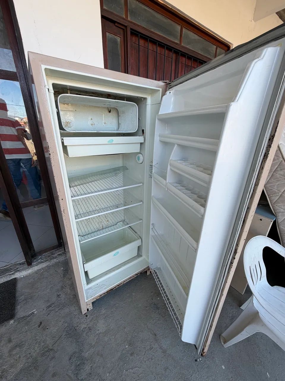 Geladeira eletrolux 340  - Foto 4