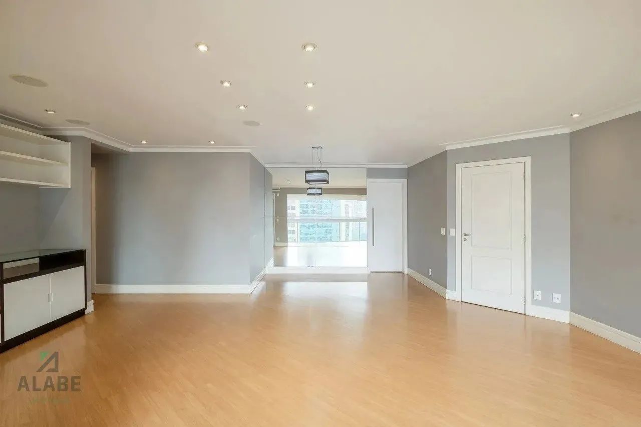 Apartamento à Venda na Vila Olimpia com 125m² e 3 Suítes. - Foto 3