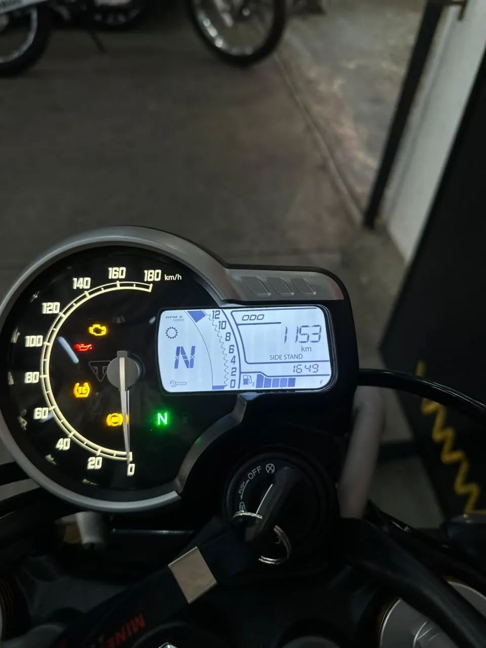 SCRAMBLER 400 X - Foto 5