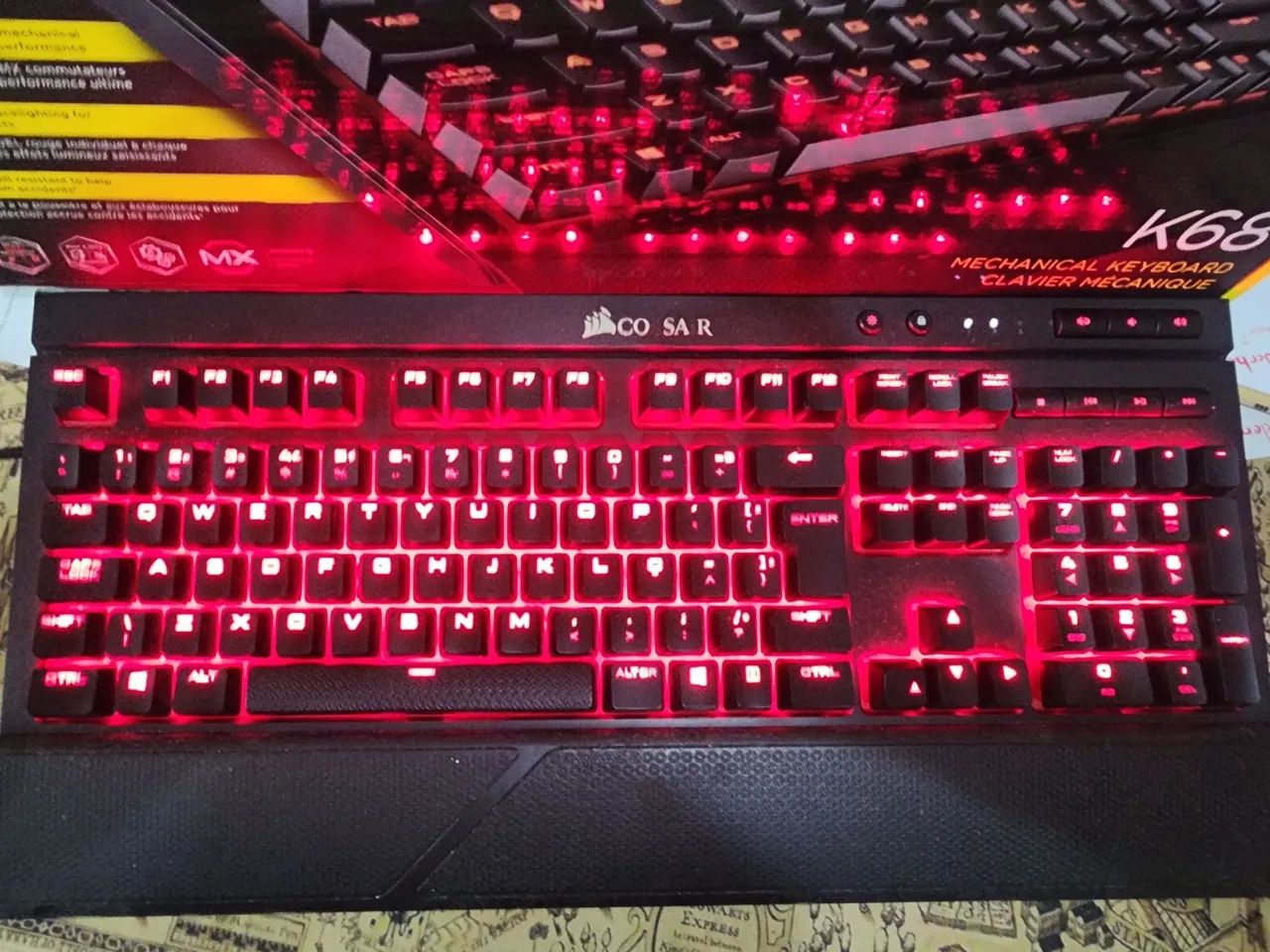 Teclado corsair K68 Red ABNT original  - Foto 4