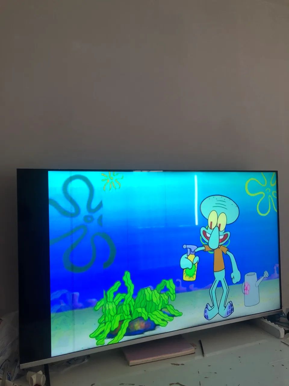 Vende-se smart tv 58 polegadas, Com algumas listras na tela - Foto 3