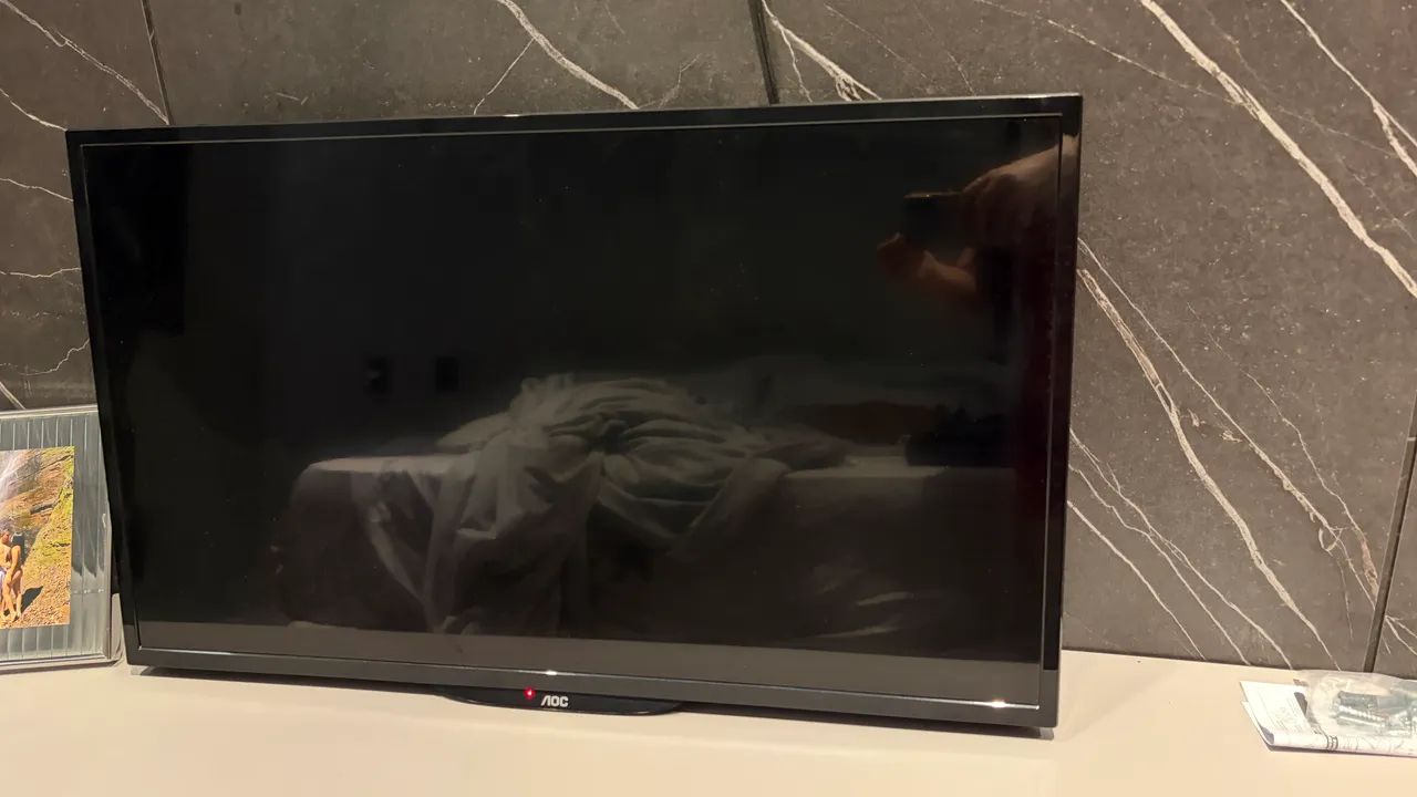 Tv AOC com chromecast - Foto 3