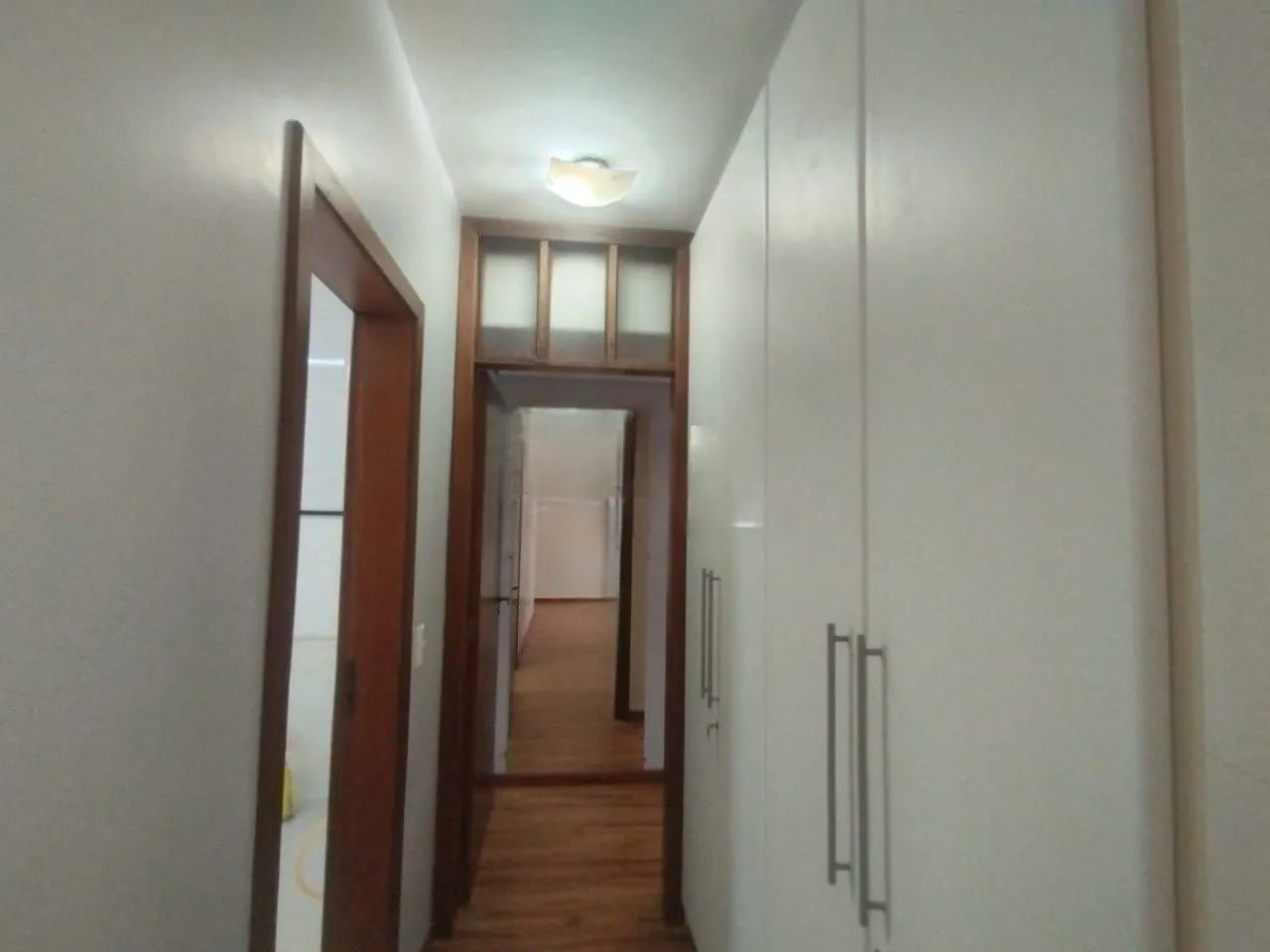 Apartamento Semi Mobiliado com 4 quartos para Alugar em Coqueiros. - Foto 4