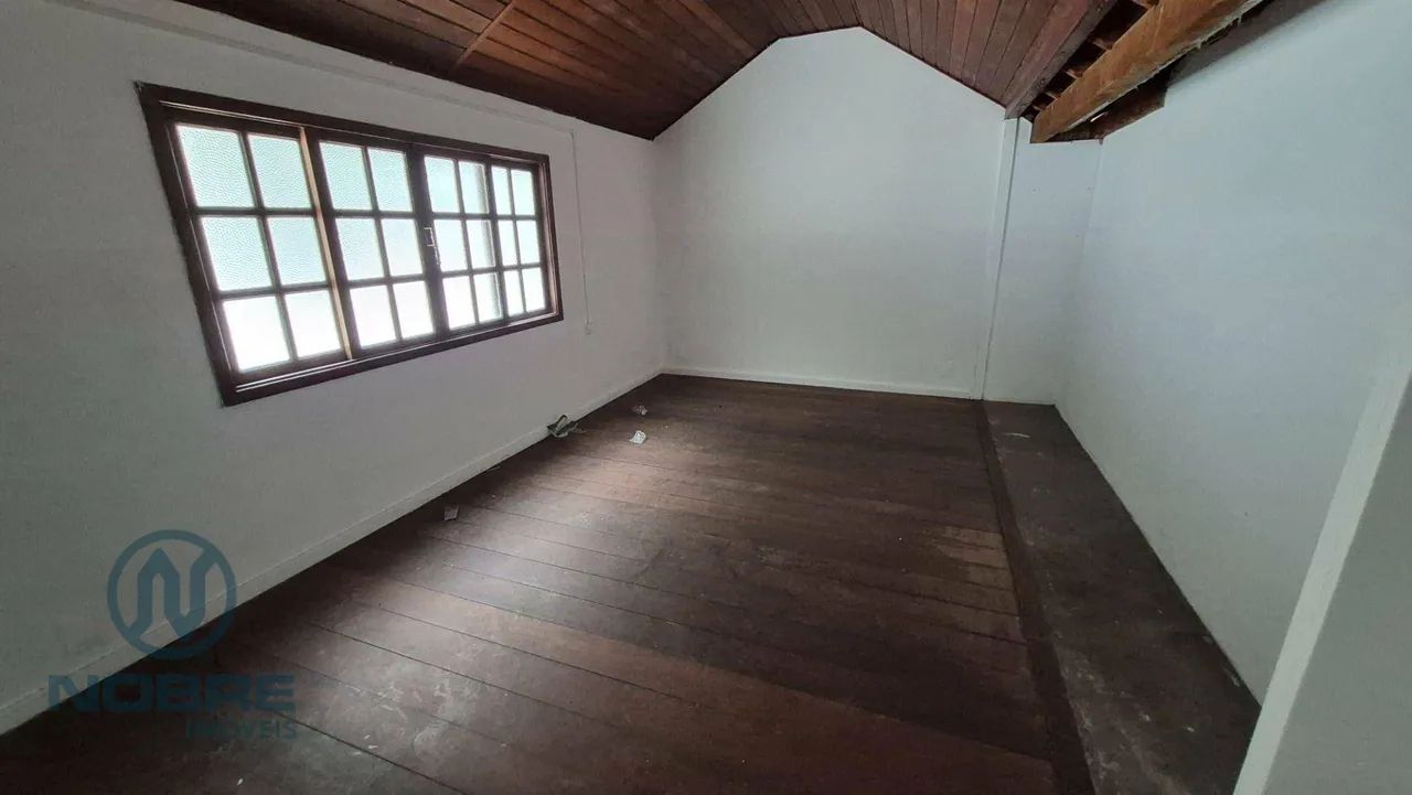 Casa com 7 dormitórios para alugar, 300 m² por R$ 7.000,00/mês - Vila Muqui - Teresópolis/