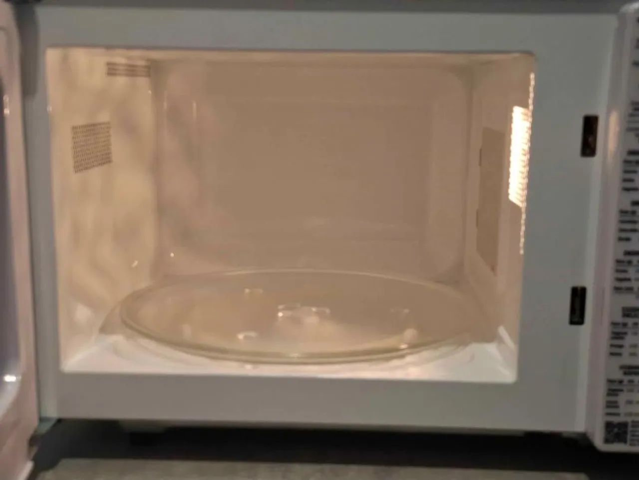 Micro-ondas Electrolux 23L Branco Efficient ME23B - Foto 5