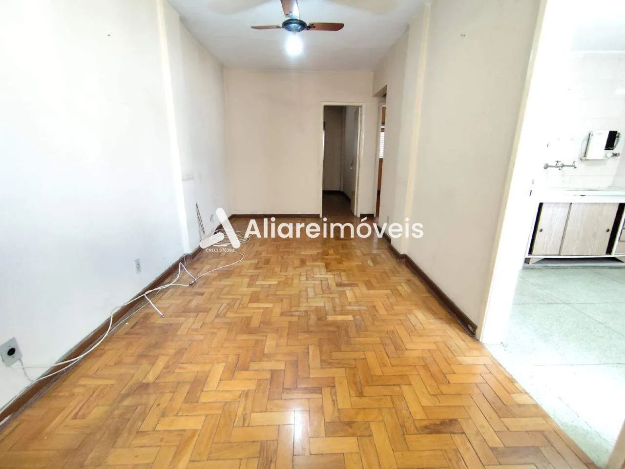 Apartamento c/ 2 quartos e 1 vaga, 66m², para aluguel no Condomínio Edifício Badria, no ba