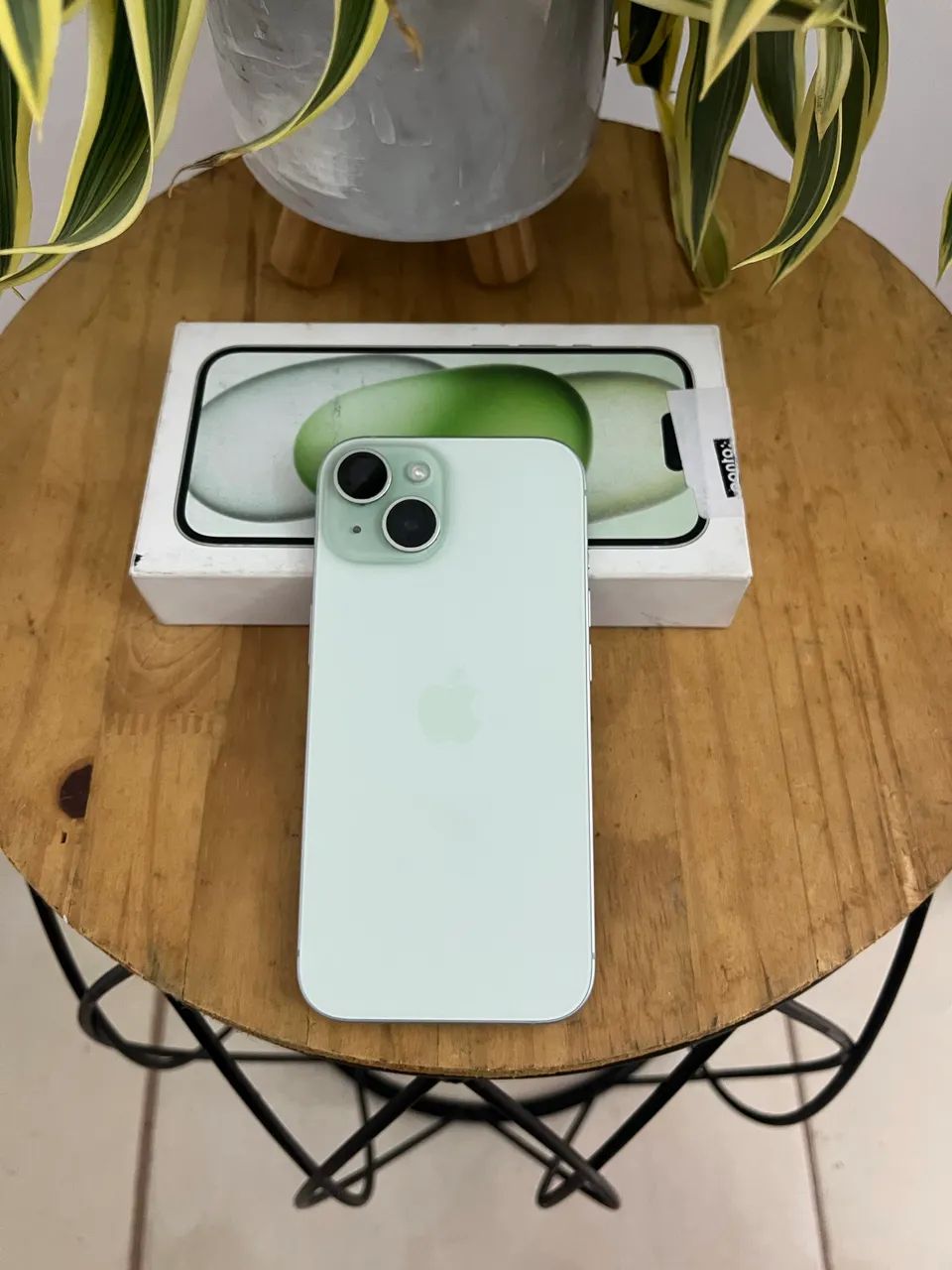IPHONE 15 256GB (Green)