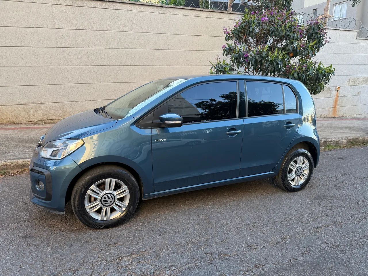Volkswagen Up! 2019