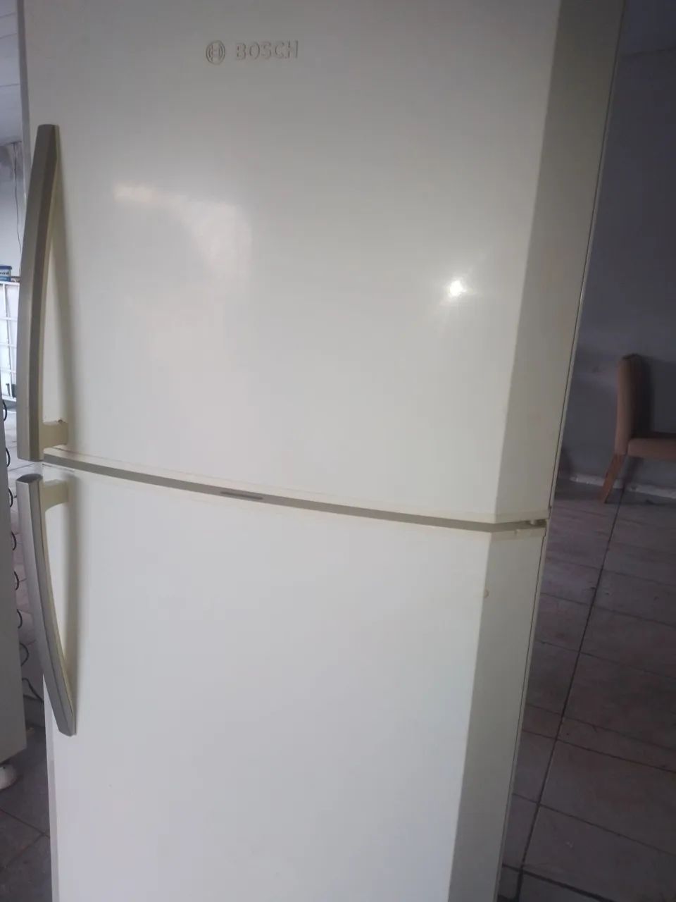 Geladeira dúplex 467 litros gelo seco funciona normal  - Foto 2