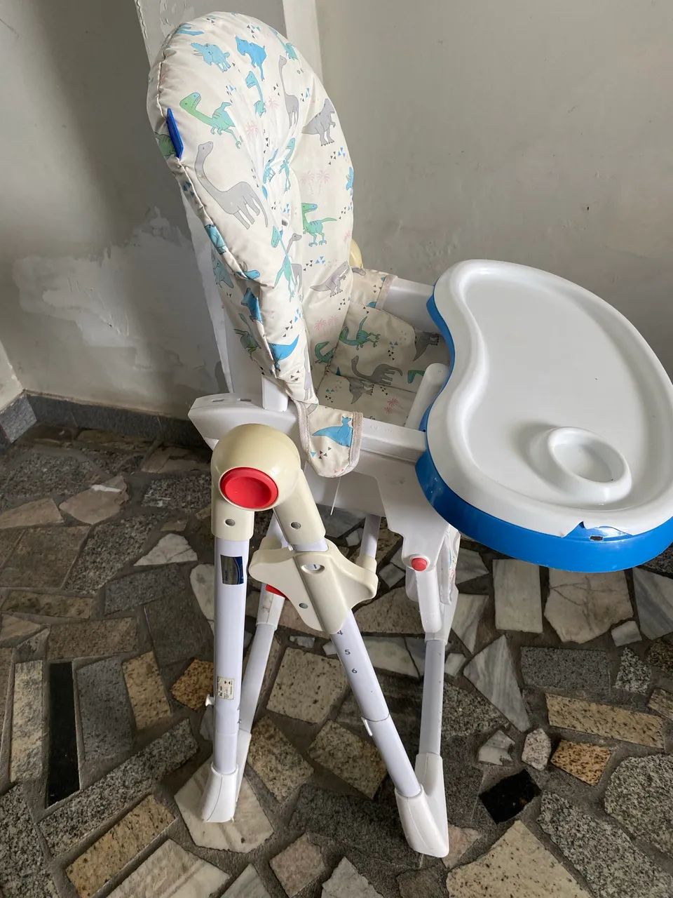 Cadeira alimentação  - Foto 2