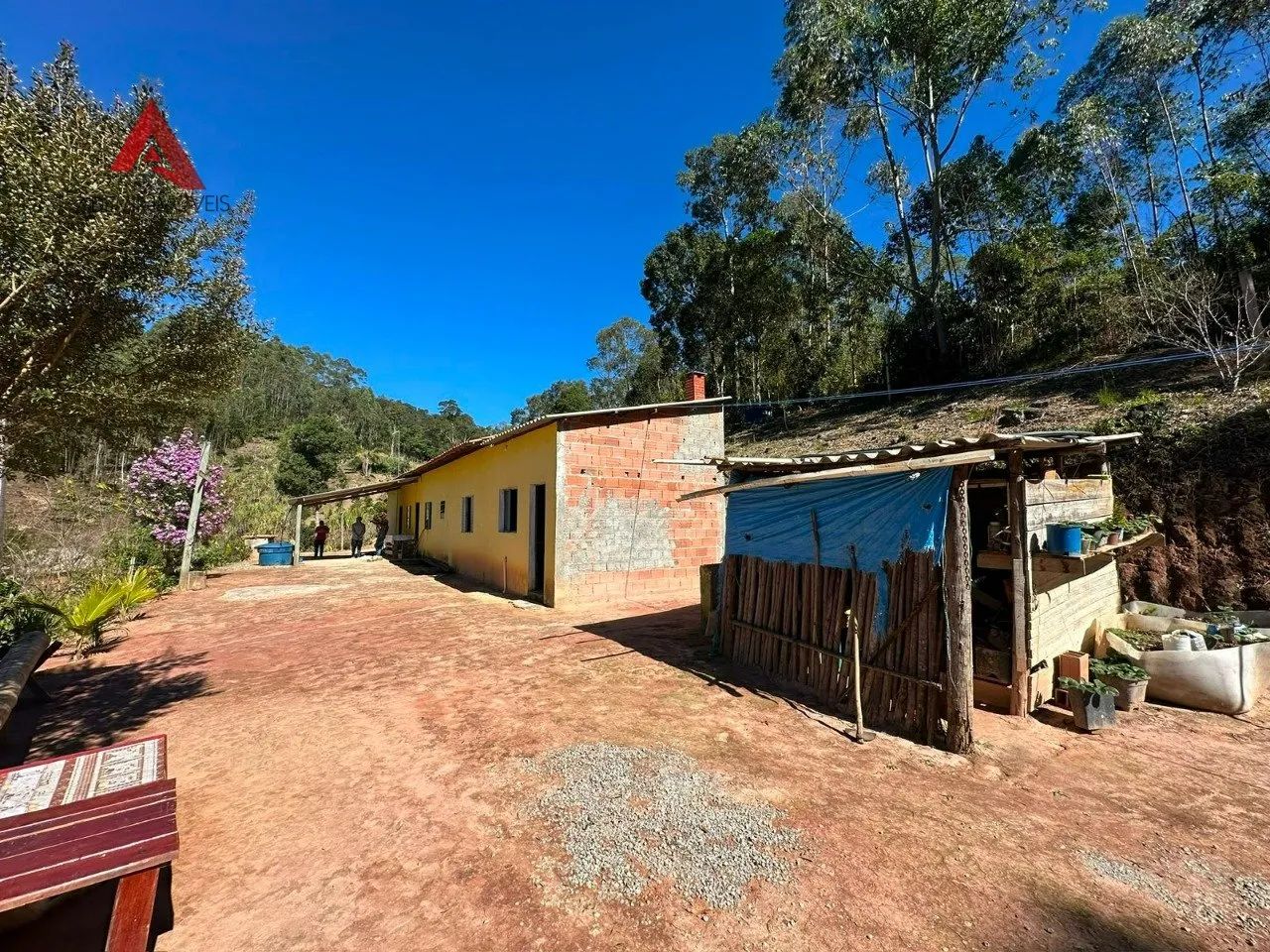 Chácara à venda em Salesópolis-SP - Natureza, tranquilidade e qualidade de vida!