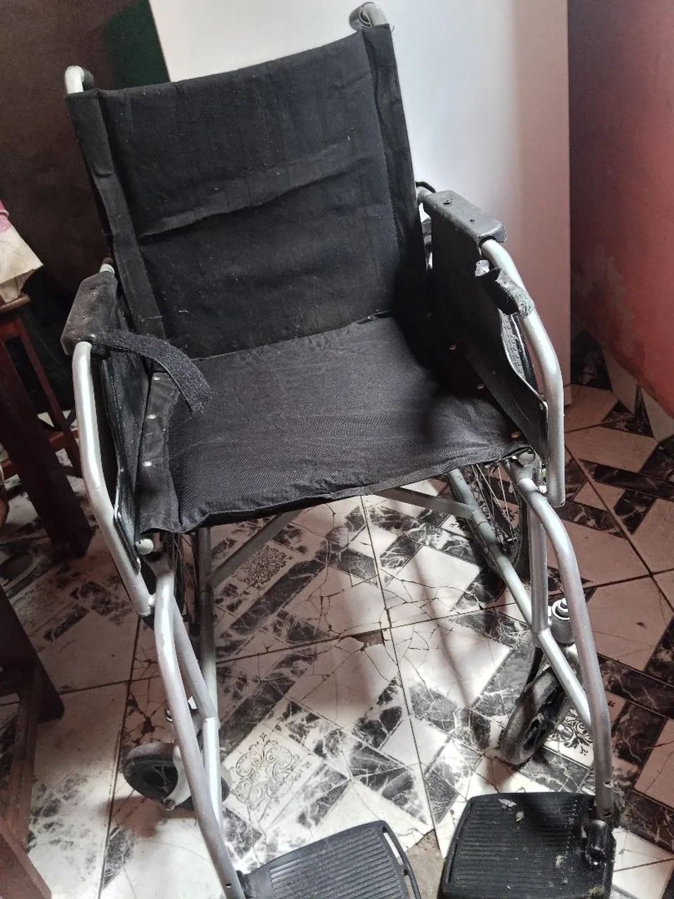 Cadeira de rodas  - Foto 3
