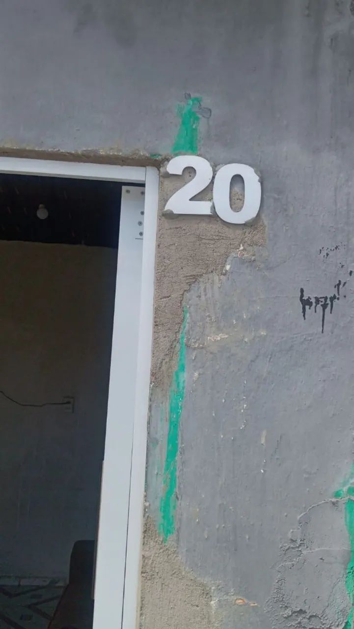 Casa a venda 6x10  *)