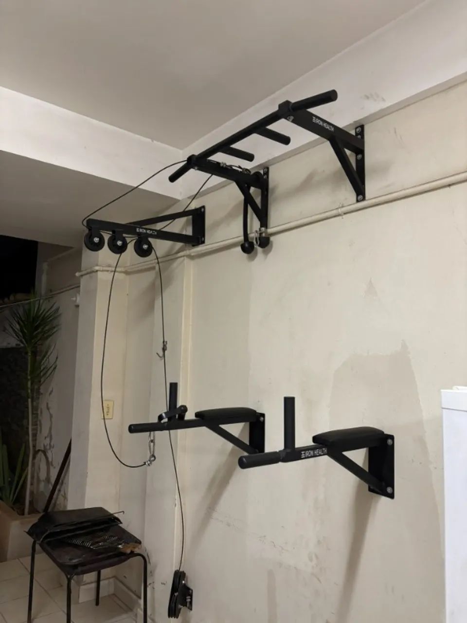 Academia Residencial Iron Health | Barra Fixa + Paralelas + Cross de Parede