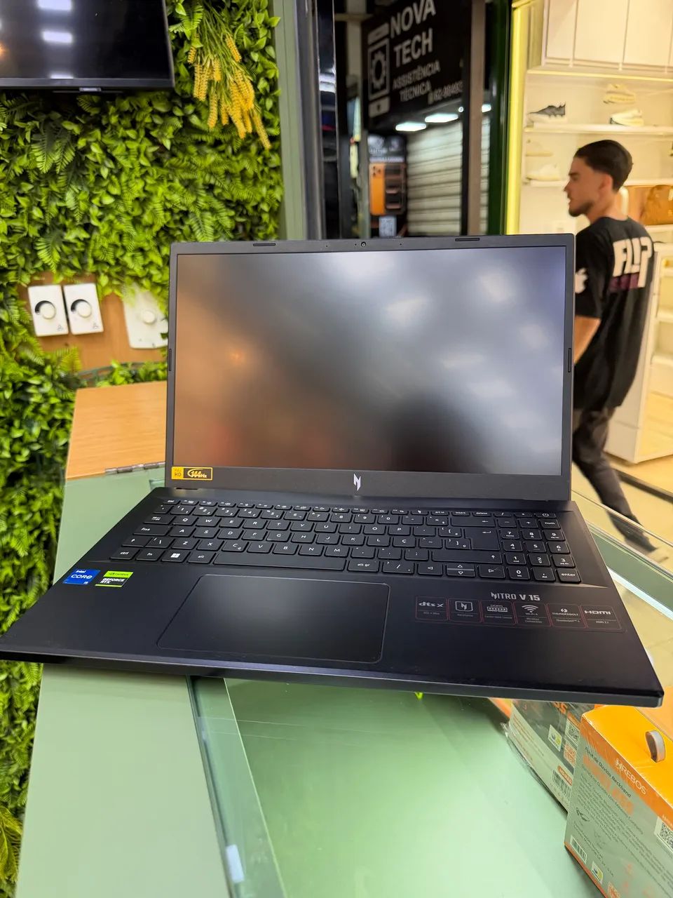 Notebook Acer Nitro V15 - Foto 4