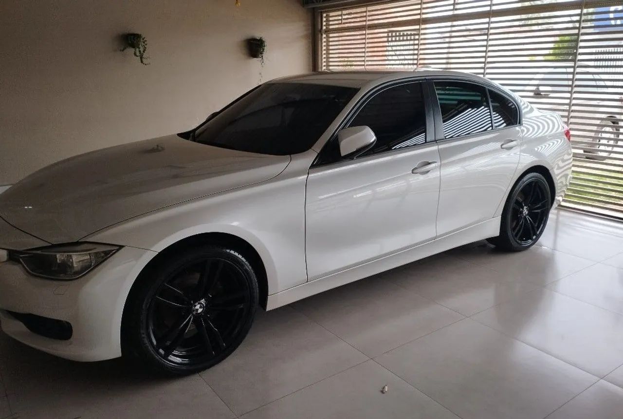 BMW 320I A 2.0 Turbo/activeflex 16V 184cv 4P 2014 - Foto 2