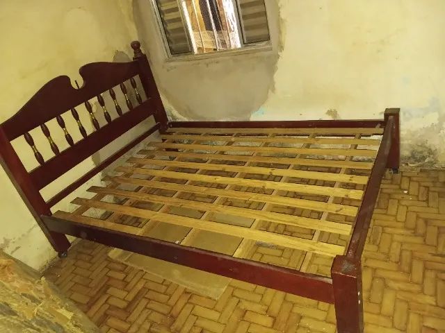 Cama de Casal de Madeira com Estrado - Foto 3