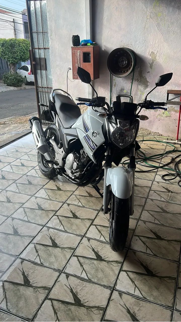 FAZER 250 / 2014 - Foto 4