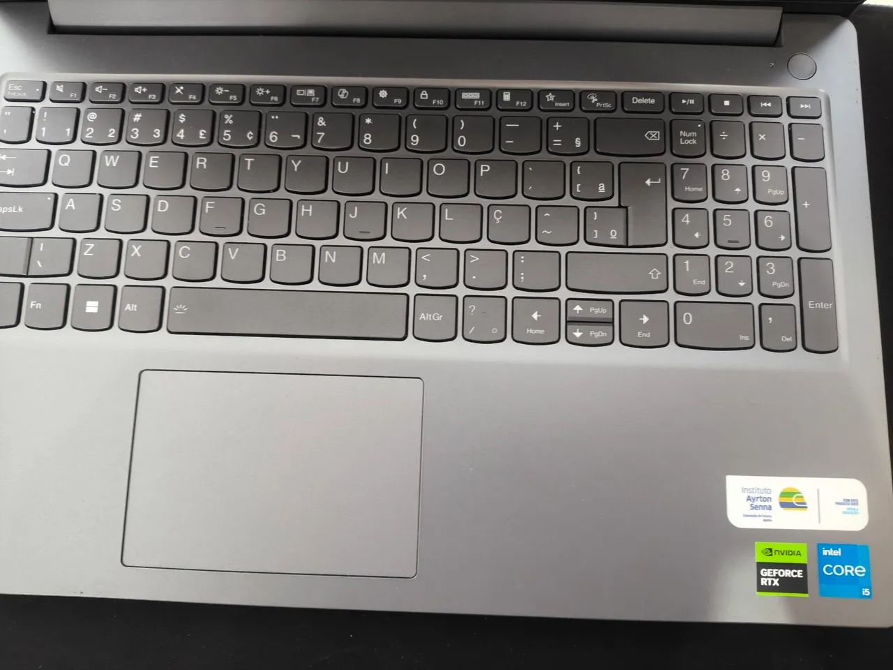 Notebook Lenovo LOQ 3050x - Foto 3