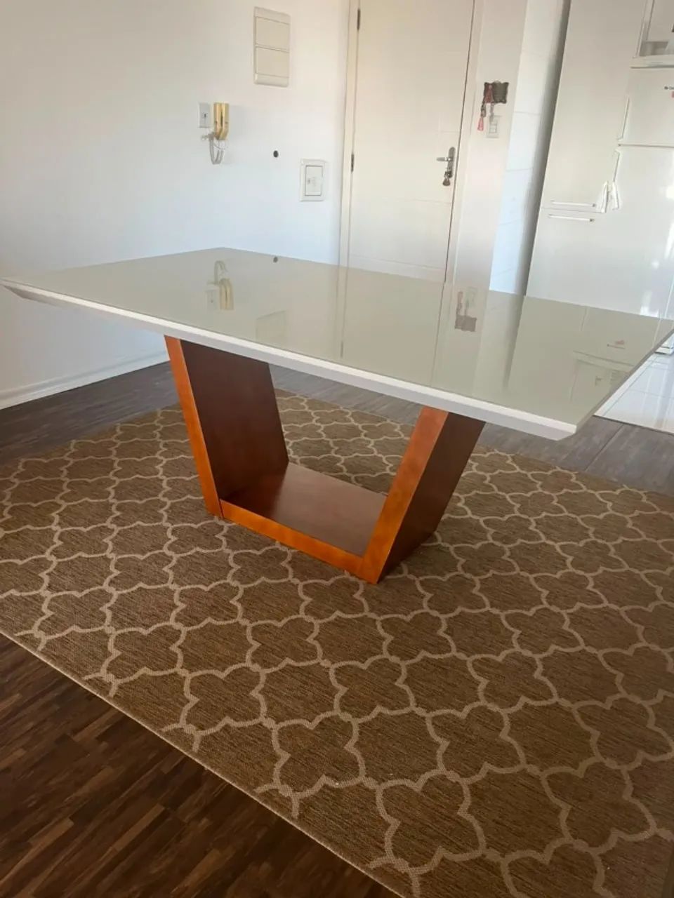 Mesa de Jantar MDF com tampo de vidro - Foto 4