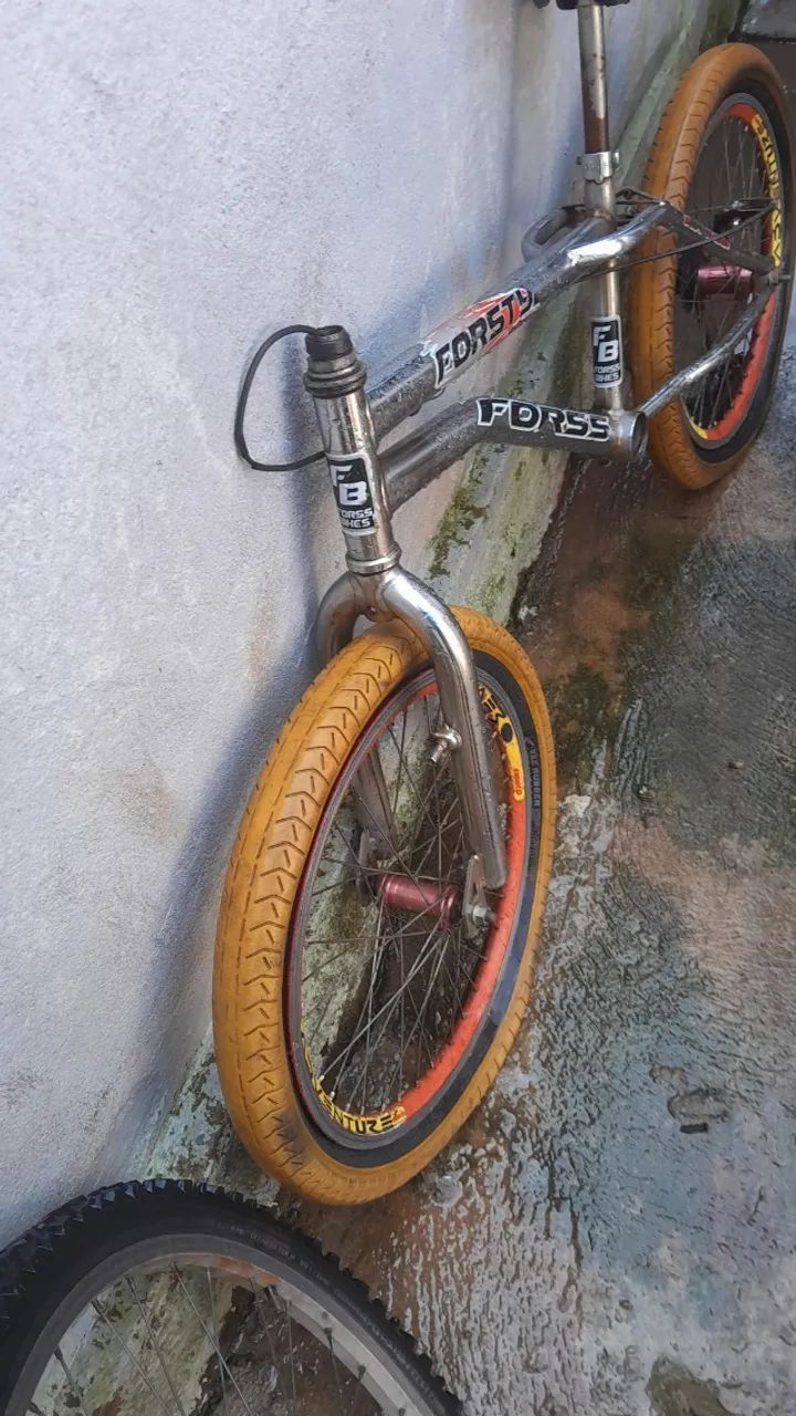 Vendo quadro bicicleta aro 20 - Foto 3