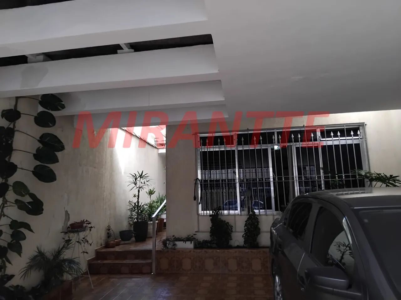 Sobrado de 236m² com 4 quartos em Pari - Foto 2